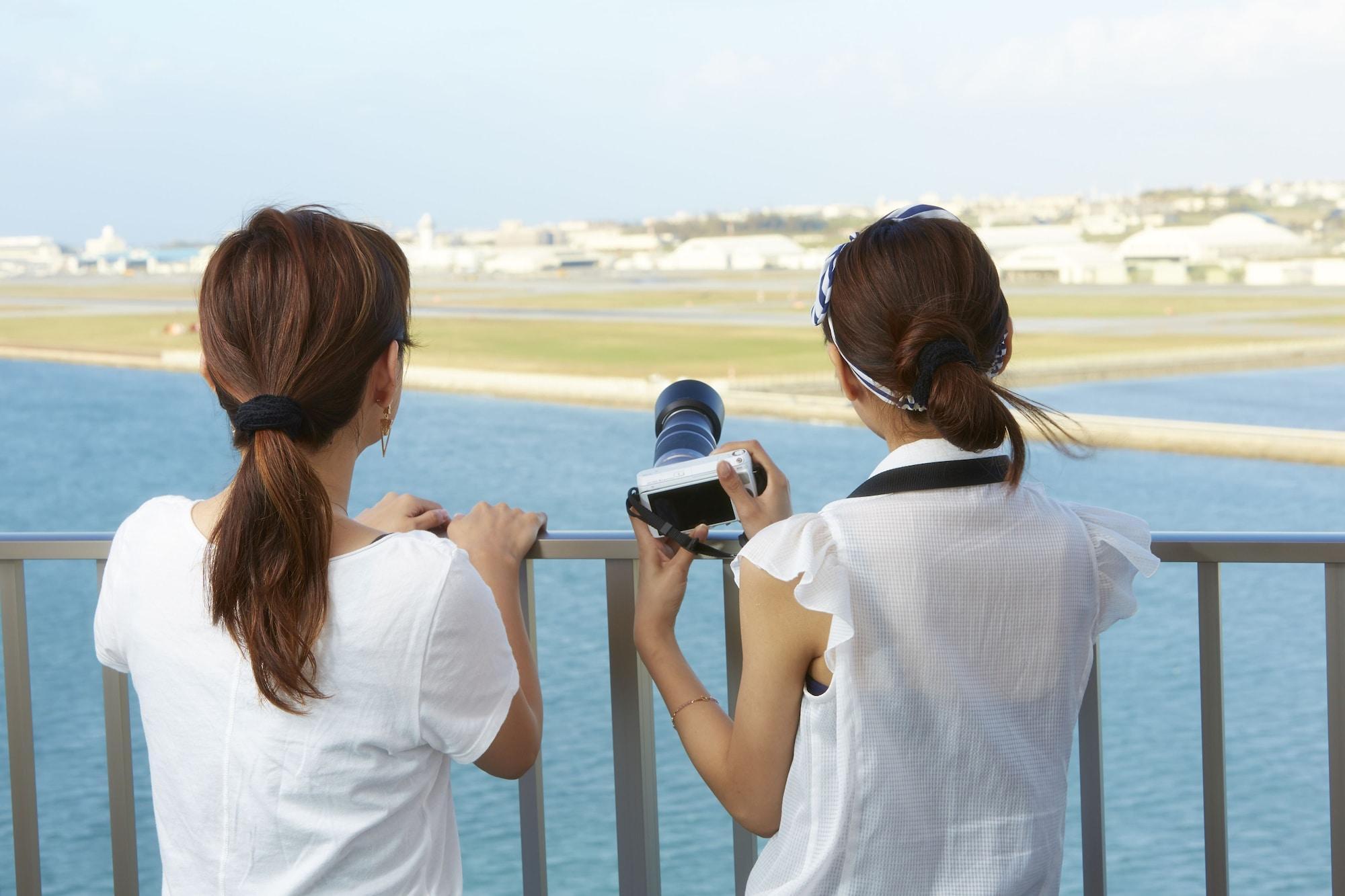 Senagajima Island Resort & Spa Tomigusuku Екстериор снимка